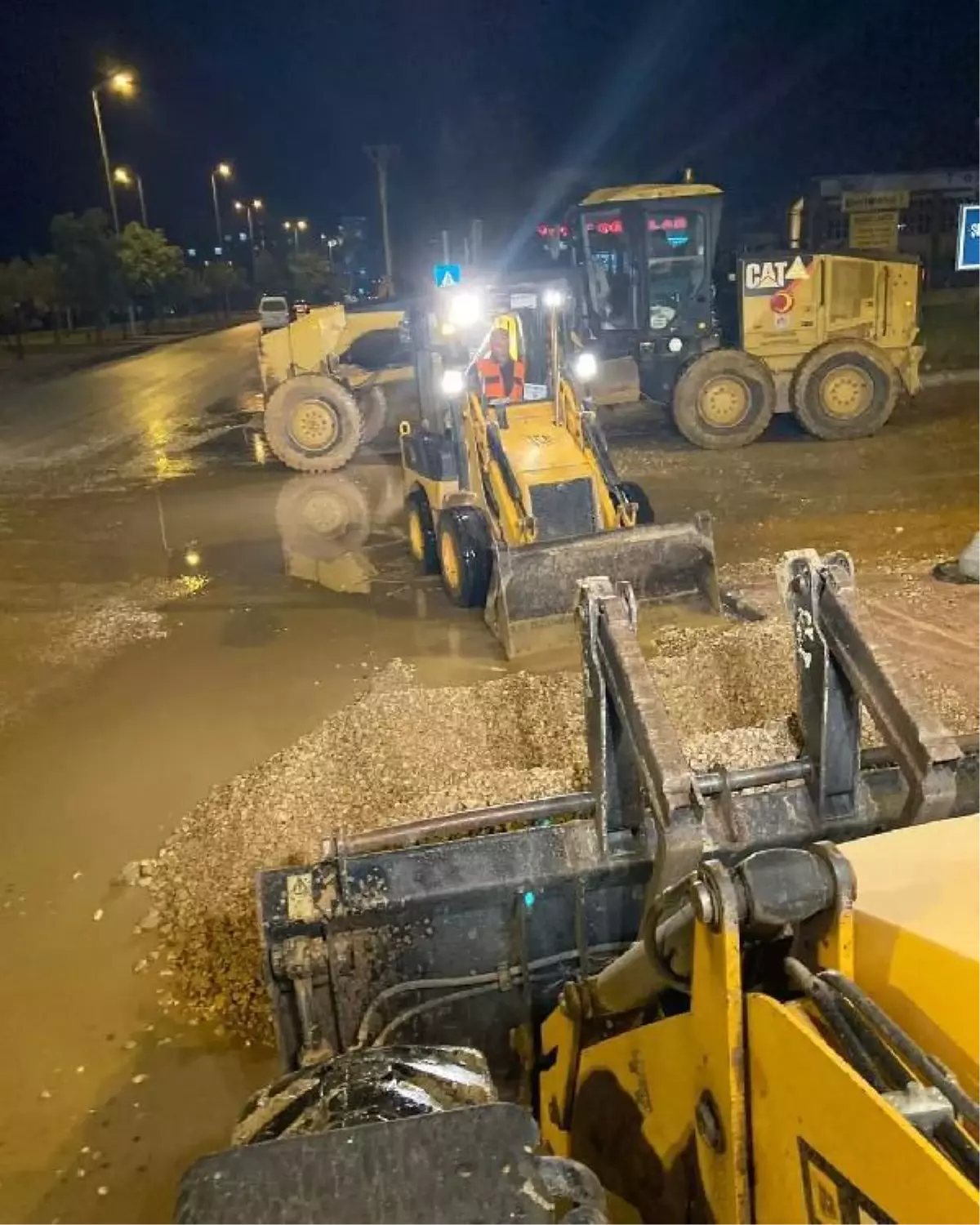 Kastamonu haber: Kastamonu'da etkili olan sağanakta 400 ev iş yerinde su tahliyesi tamamlandı