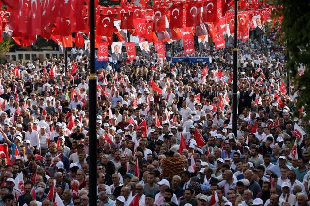 MHP lideri Bahçeli ilk seçim mitinginde Kılıçdaroğlu'nu hedef alarak 6'lı masaya çağrıda bulundu