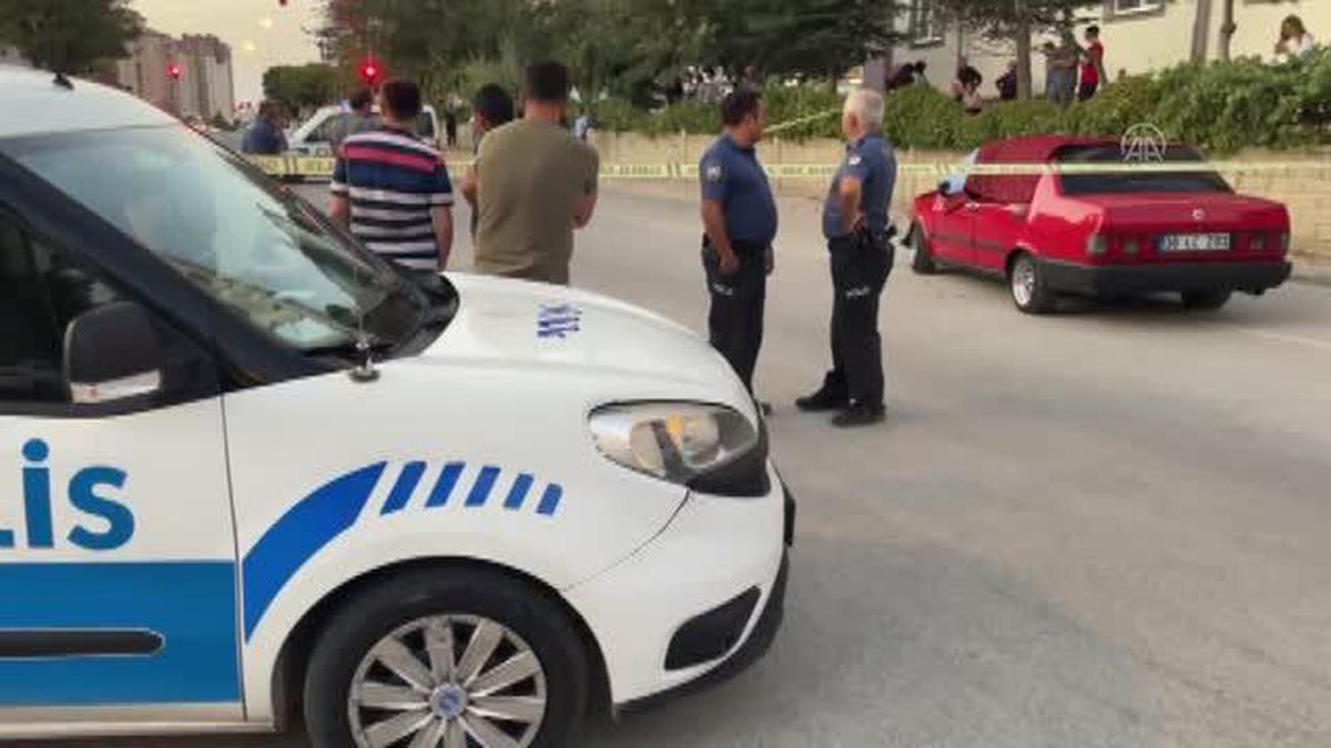 Otomobilinde silahlı saldırıya uğrayan kişi öldü