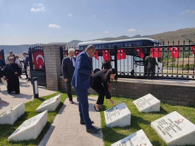 10 yıl önceki mühimmat deposu patlamasında oğlu şehit düşen babanın sözleri yürek dağladı 10 yıl önceki mühimmat deposu patlamasında oğlu şehit düşen babanın sözleri yürek dağladı