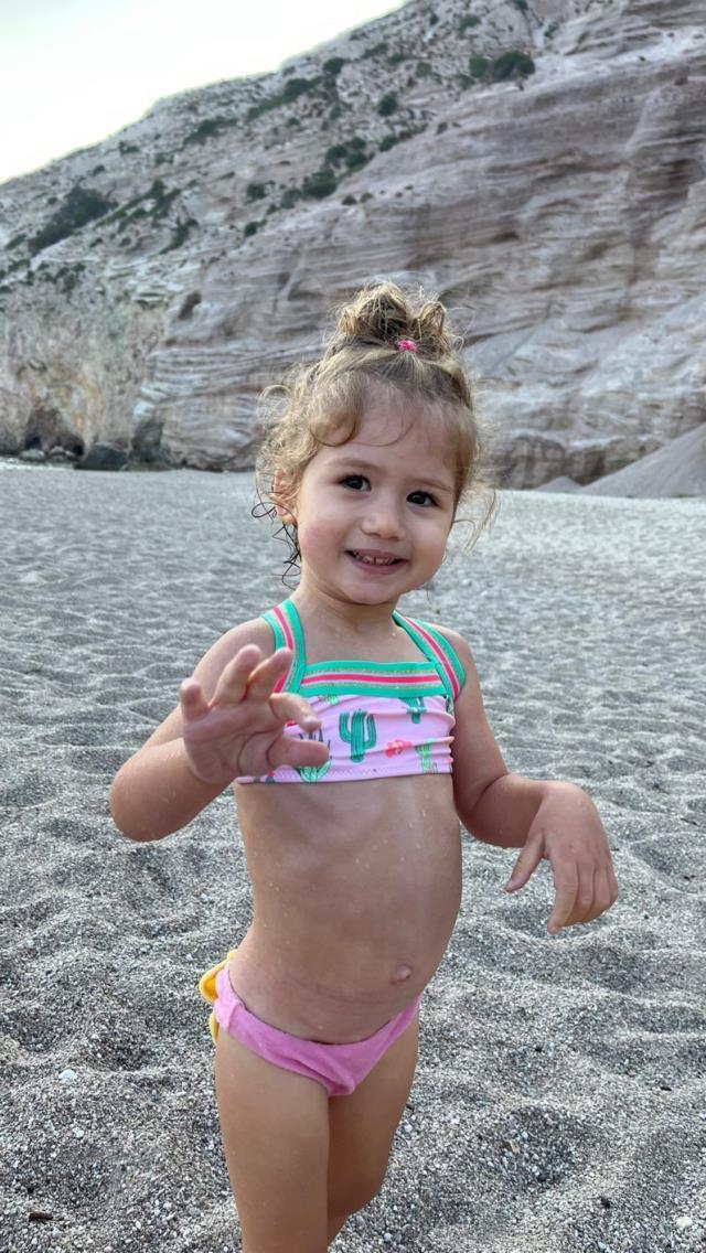 Acun Ilıcalı gözlerden uzak büyüyen torununun fotoğrafını paylaştı, herkes tek kişiye benzetti