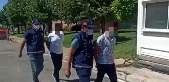 Akü hırsızları yakalandı