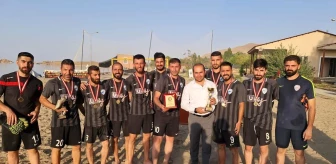 Van spor haberi | Gevaş Belediye Spor plaj futbolu şampiyonu oldu