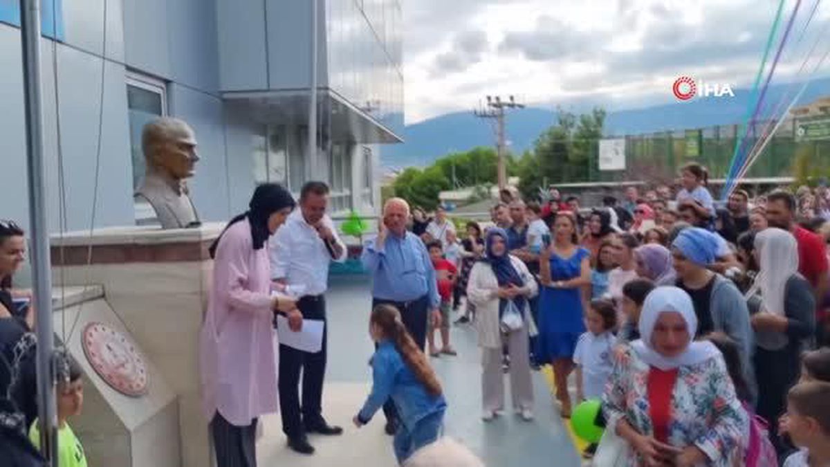 Öğrenciler sınıflarını kura ile seçti