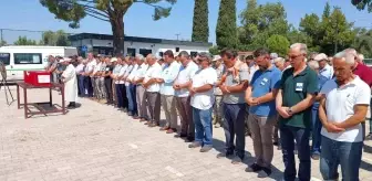 Son dakika haber: Paraşüt kazasında hayatını kaybeden emekli asker Milas'ta toprağa verildi