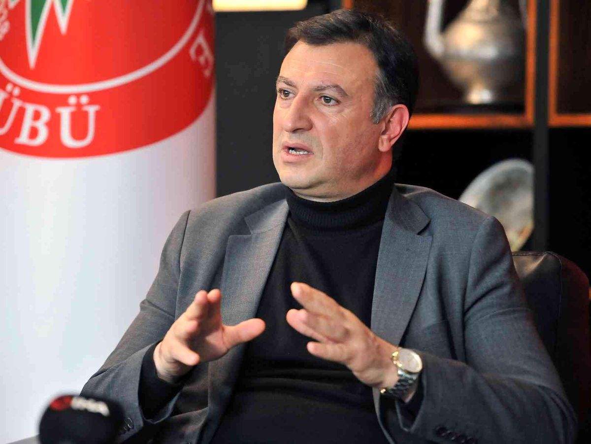 Son dakika spor: Ümraniyespor Başkanı Tarık Aksar: 'Var olma savaşı veriyoruz ama bizi katlediyorlar'