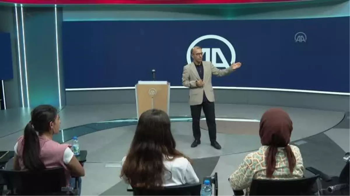 AA'nın gençlere yönelik Haber Fotoğrafçılığı Eğitimi'nin sertifika töreni yapıldı