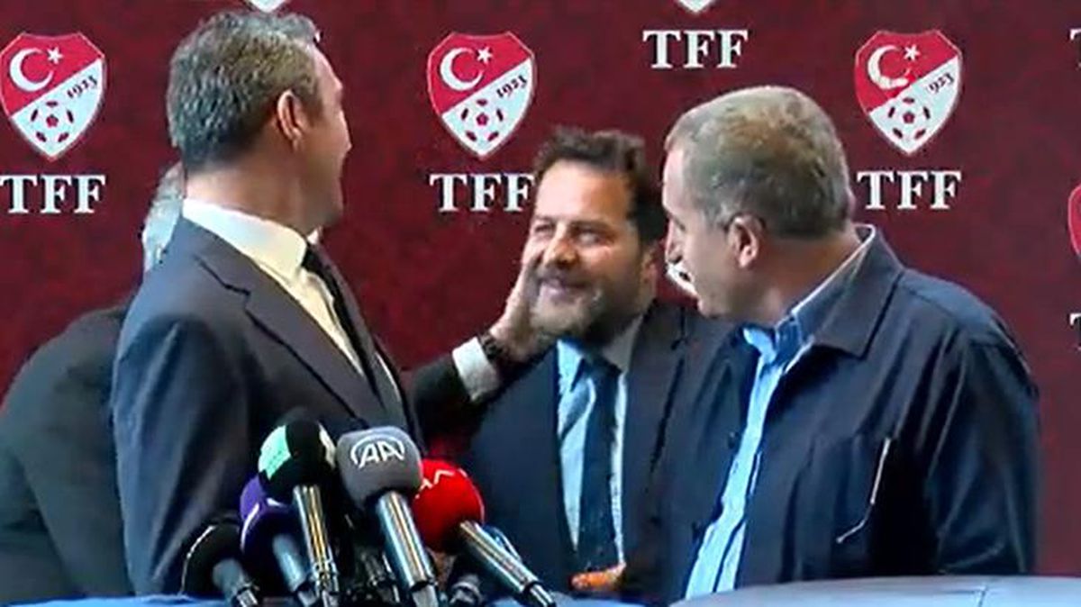 TFF ziyaretinin önüne geçen anlar! Ali Koç ile Erden Timur arasındaki diyalog canlı yayına damga vurdu