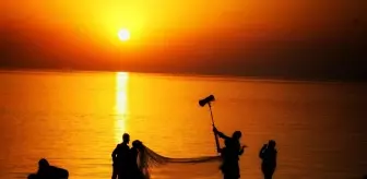 Van yerel haberi | Van Gölü'nde kartpostallık günbatımı