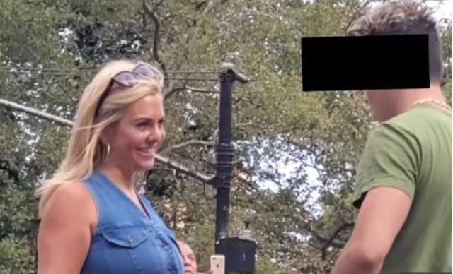 Erkek arkadaşının evine gizli kamera koyan kız, gelen kişiyi görünce sinir krizi geçirdi Erkek arkadaşının evine gizli kamera koyan kız, gelen kişiyi görünce sinir krizi geçirdi