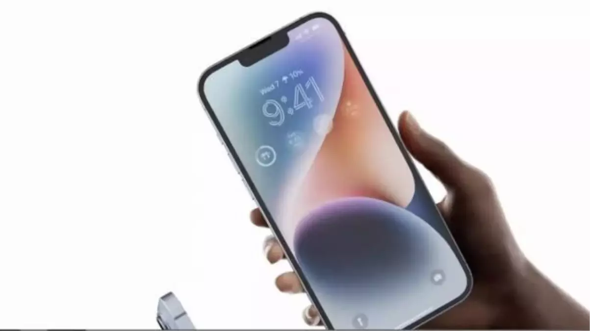 iPhone 14 farkı nedir? iPhone 14'ün farkları neler? iPhone 14 iPhone 13 karşılaştırması!