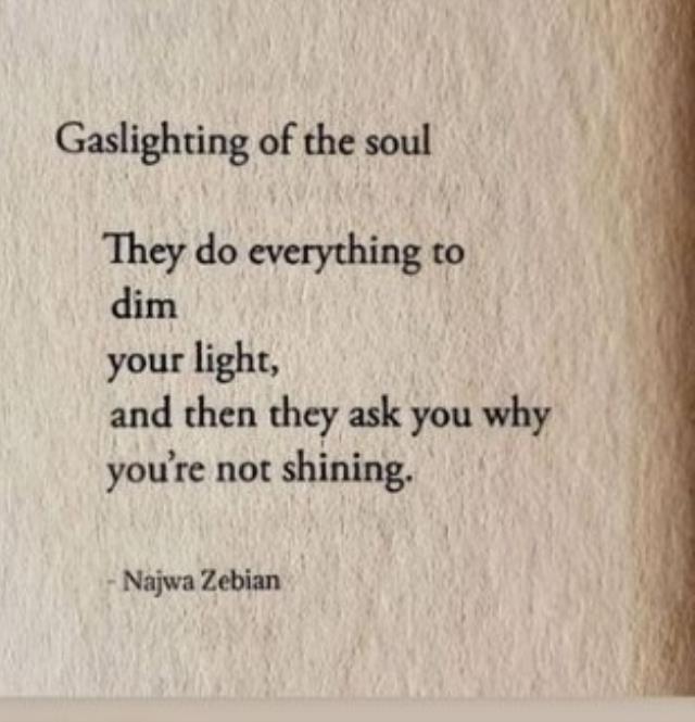 Ne doğum gününü kutladı ne de paylaşım yaptı! Hadise ve Mehmet Dinçerler evliliğinde neler oluyor?