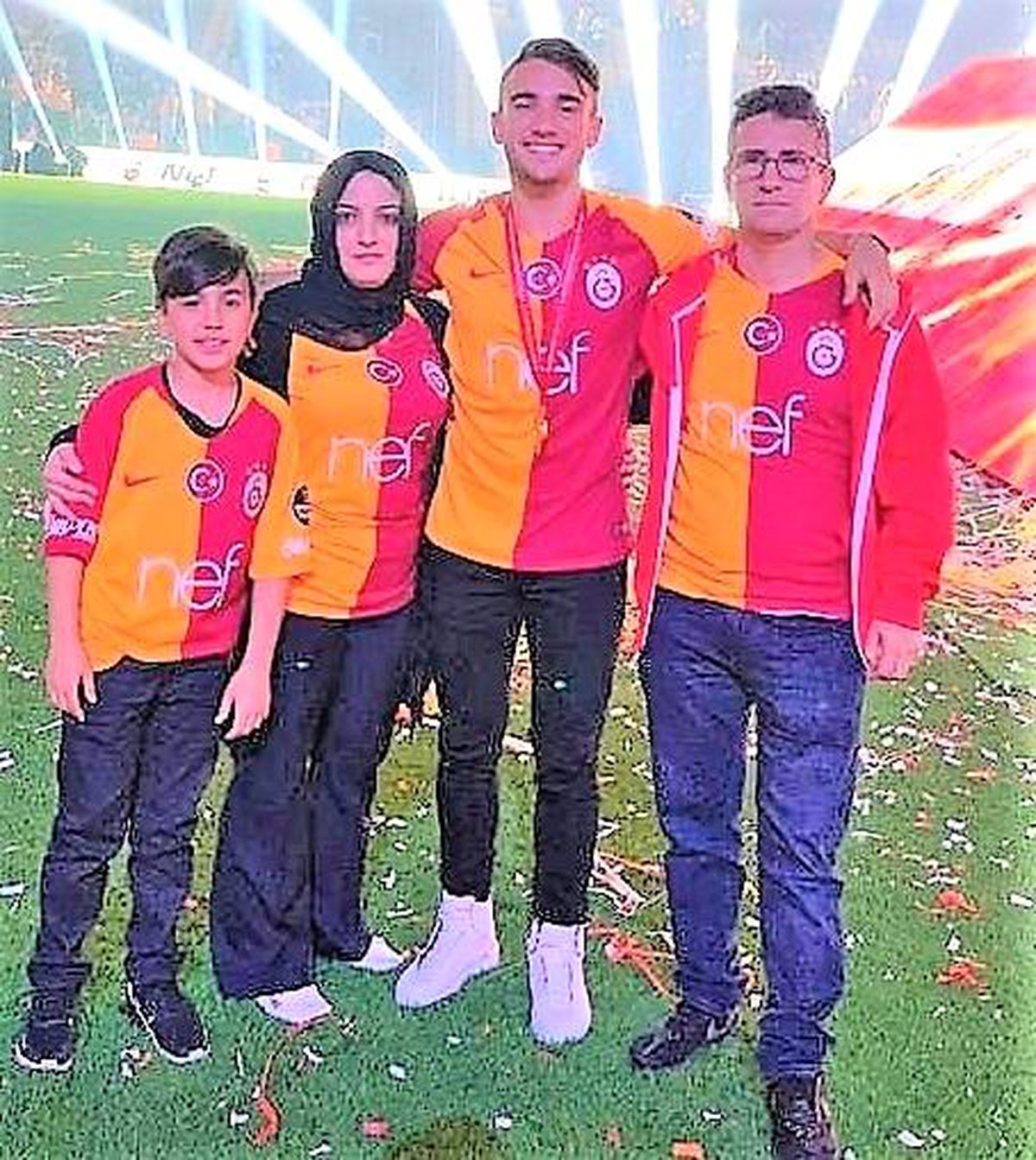 Denizli haber | Galatasaray'ın yıldızı Yunus, anneannesinin memleketi Buldan'a selam yolladı