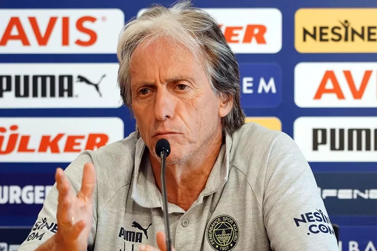 Jorge Jesus: 'Lucescu istatistiklere baksın'