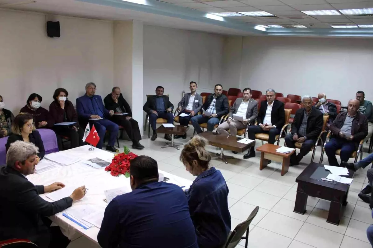 Aydın yerel haberleri | Kampçıların yeni adresi olacaktı, Karacasu Belediye başkanı Erikmen, öksüz bıraktı