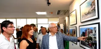 İzmir haber... Karabağlar Belediyesi Yıldız Kenter Kültür ve Sanat Merkezi, 'Kurtuluş' Sergileriyle Açıldı