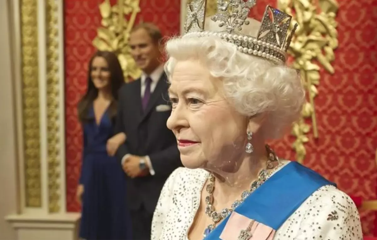 Kraliçe Elizabeth ne zaman tahta çıktı? Kraliçe Elizabeth kaç yıldır tahtta?