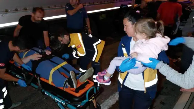 Samsun'da feci kaza: 23 araç birbirine girdi, 18 kişi yaralandı