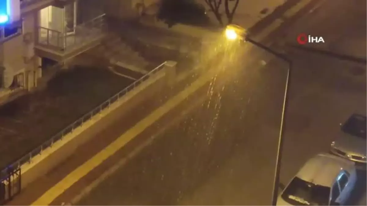 Samsun haber... Samsun'da yağış nedeniyle yollar çöktü, birçok yerde su birikintisi oluştu