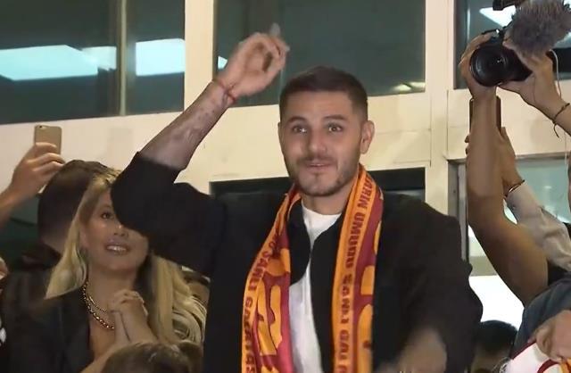 Tarihi gece! Galatasaray, 1.5 saat içerisinde 4 yıldız futbolcuyu renklerine bağladı