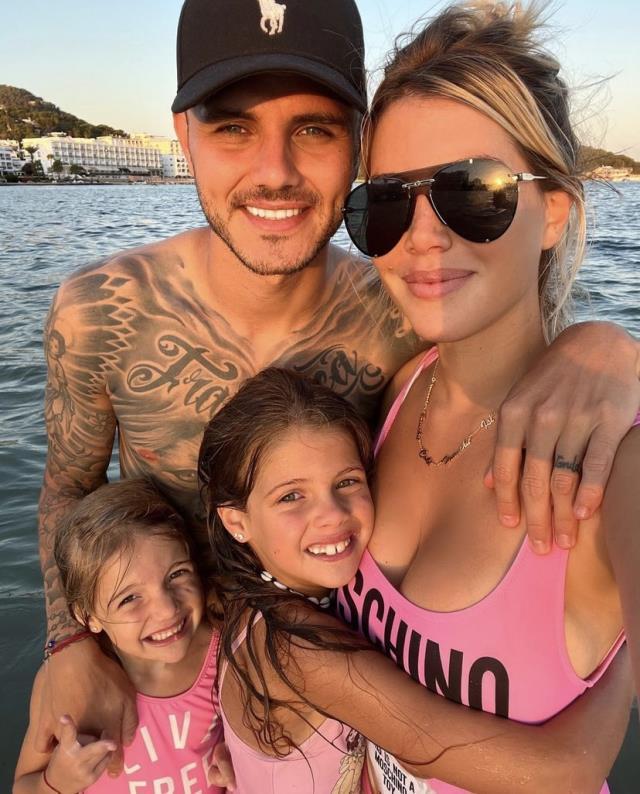 Wanda Nara Icardi olayı nedir? Mauro Icardi Maxi Lopez olayı ne? Wanda Nara Maxi Lopez aldattı mı? Wanda Nara Icardi olayı nedir? Mauro Icardi Maxi Lopez olayı ne? Wanda Nara Maxi Lopez aldattı mı?