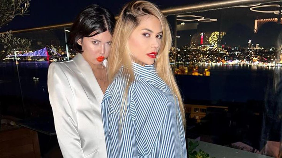 Bahar Candan'dan ablası Nihal'le ilgili bomba paylaşım: Sil hemen, bütün göğüsleri ortada