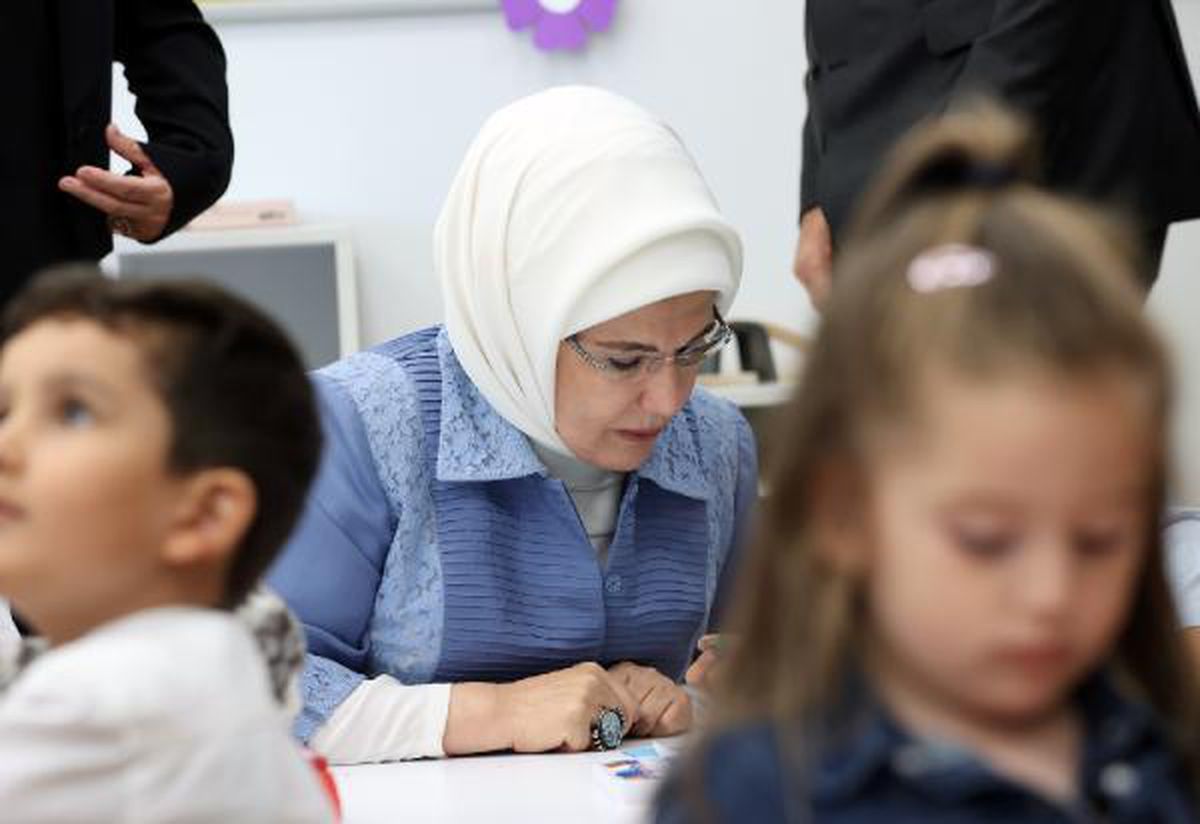 Emine Erdoğan Sarıyer'deki 'Mehmet Tabanca Anaokulu' açılışına katıldı (1)