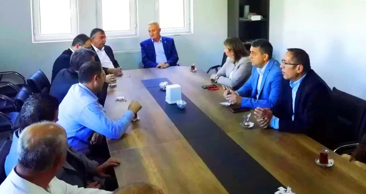 Hükümet yetkilileri Aktepe'den çiftlerin taleplerini dinledi