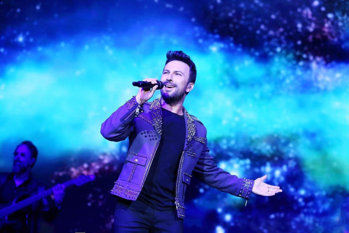 İzmir Tarkan konseri canlı yayın izle! 9 Eylül Cuma 2022 Tarkan konseri canlı yayın nereden izlenir? Tarkan konseri canlı yayını hangi kanalda?