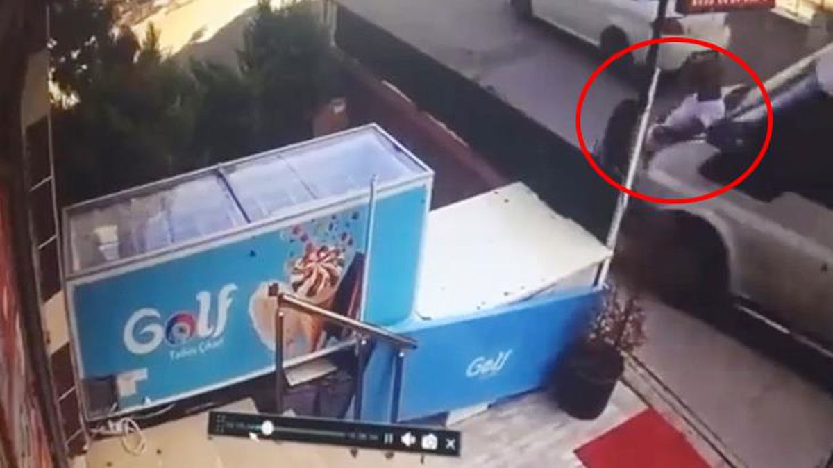 Karısını taciz eden şüpheliyi son sürat gelip araçla ezdi! O anlar kamerada