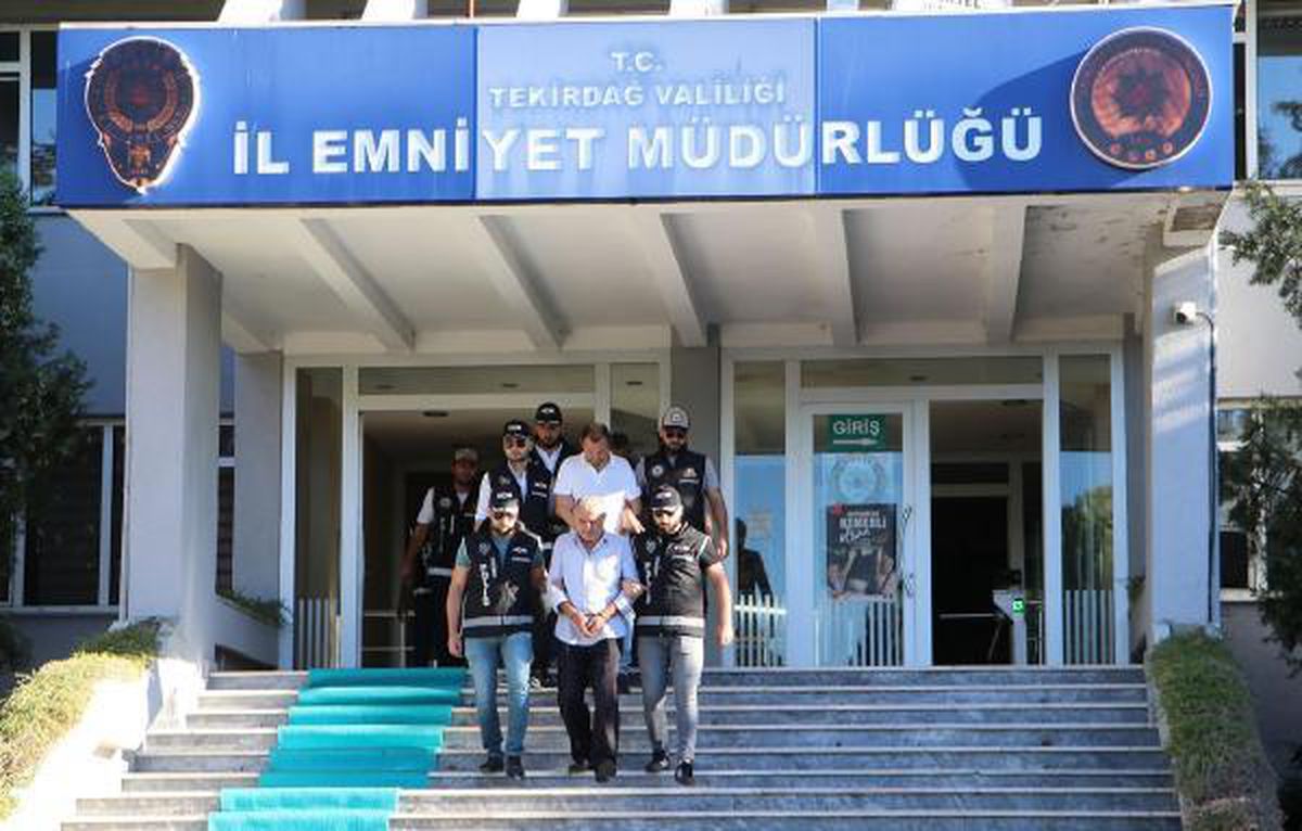 Son dakika haberleri | Tekirdağ'da 'silah kaçakçılığı' operasyonunun 10 şüphelisi adliyede