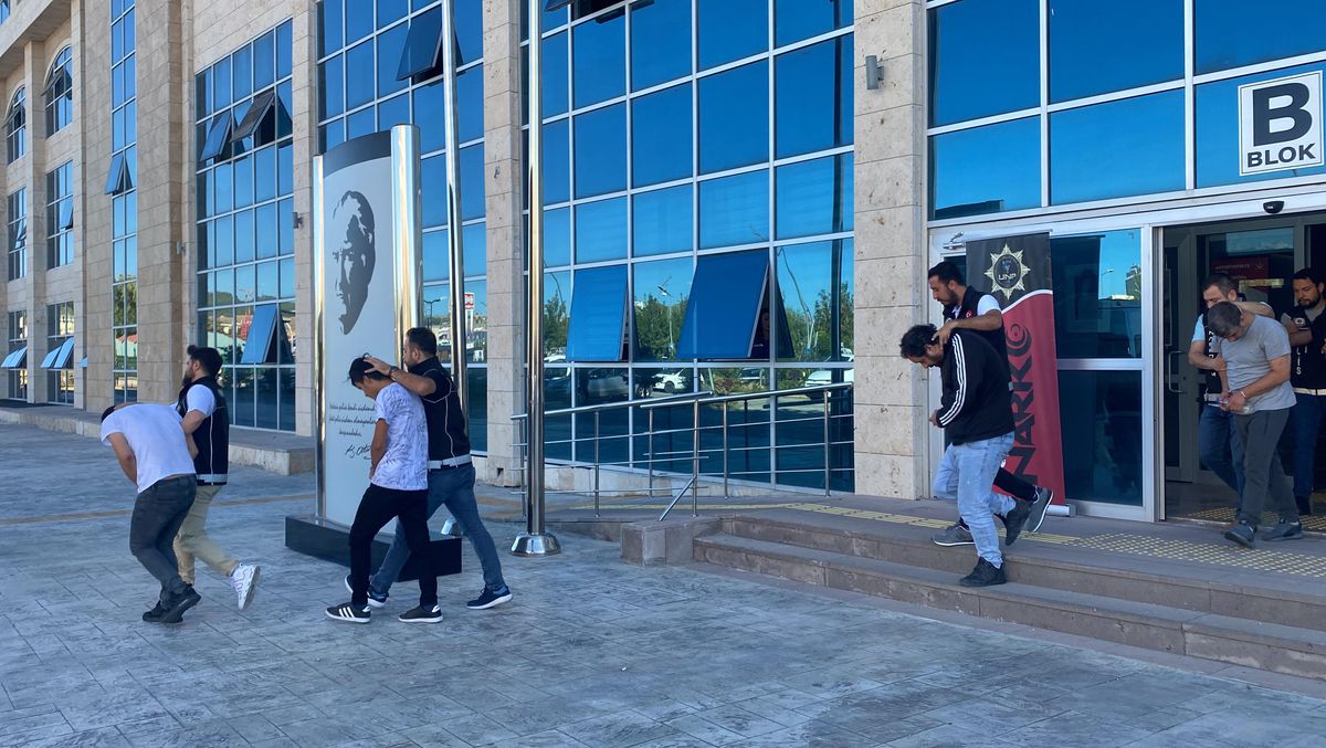 Uşak haber | Uşak merkezli uyuşturucu operasyonunda 3 zanlı tutuklandıı
