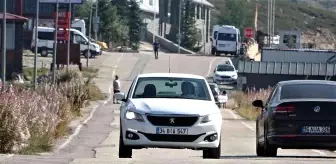 Bu yolda araçlar viteste olmadan 40 kilometre hızla rampa çıkıyor
