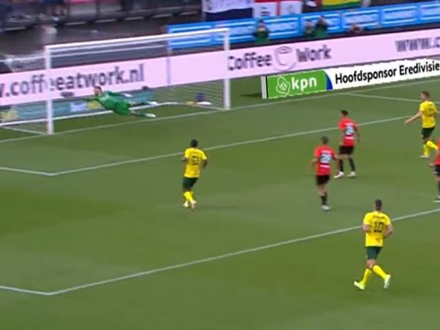 Hollanda'ya gitmeyi mi bekledin Oğzuhan! Attığı gol rakip futbolcuların bile ağzını açık bıraktı Hollanda'ya gitmeyi mi bekledin Oğzuhan! Attığı gol rakip futbolcuların bile ağzını açık bıraktı