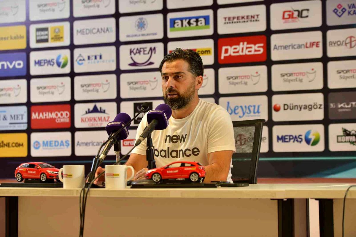 ESKİŞEHİR - Arabam.com Konyaspor-Atakaş Hatayspor maçının ardından - İlhan Palut