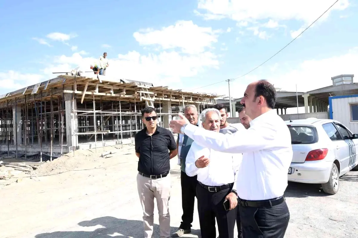 Konya haberi | Başkan Altay Akşehir hayvan barınağı ve bakımevi inşaatını inceledi