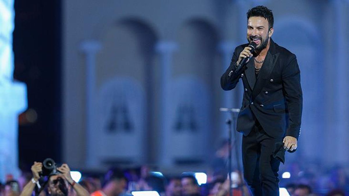 İzmir'deki efsane konser sonrası Tarkan'dan ilk paylaşım: Ne çok özlemişiz kutuplaşmalar olmadan bütünleşmeyi