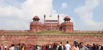 YENİ DELHİ - İngiltere Kraliçesi 2. Elizabeth'in vefatı nedeniyle Hindistan'da ulusal yas ilan edildi