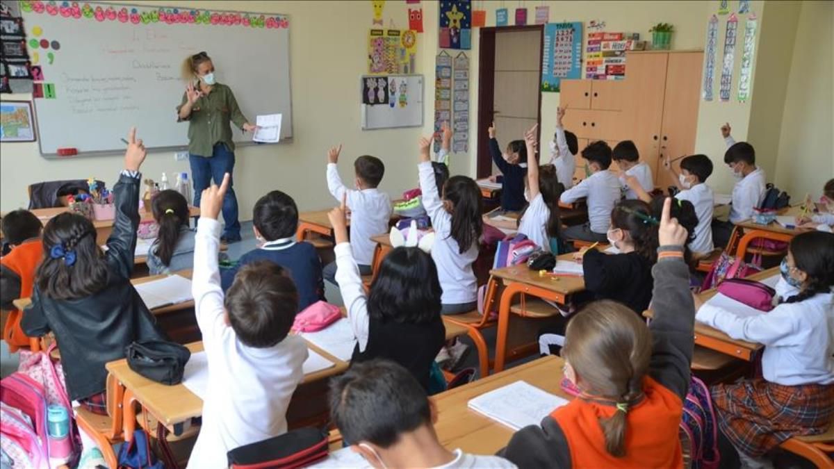 15 tatil ne zaman 2022? Yarıyıl tatili ne zaman 2023?