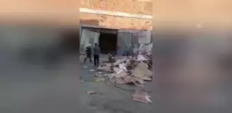 Son dakika haberleri... Atık kağıt deposunda çıkan yangın söndürüldü