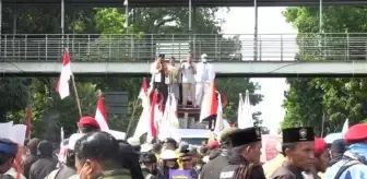 Endonezya'da akaryakıt fiyatlarındaki artış protesto ediliyor