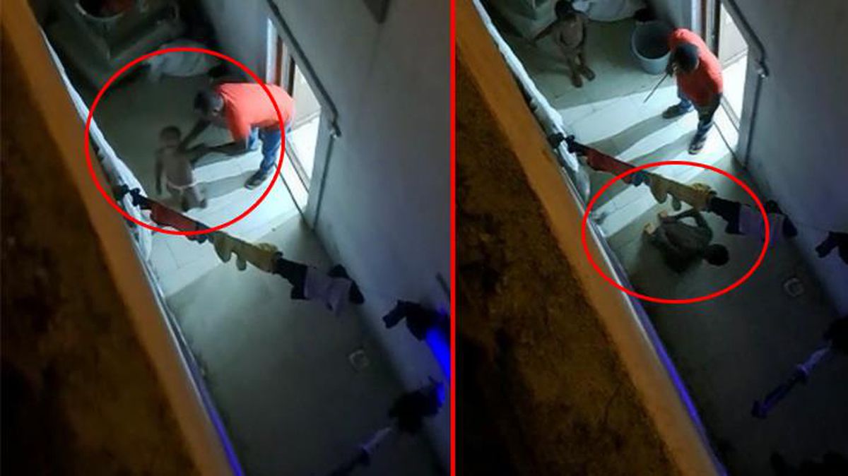 Evi dağıttıkları için çocuklarını çığlık çığlığa sopayla dövdü