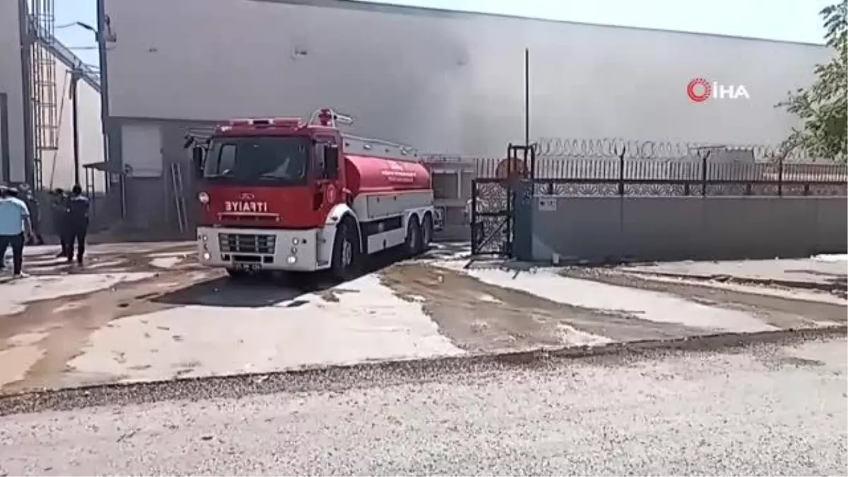 İHA muhabirini canlı yayında dövüp gasp ettiler