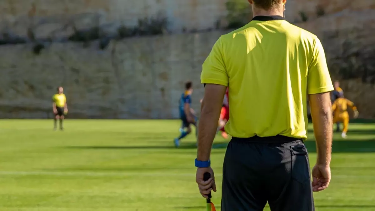 Kaleciden seken top ofsayt olur mu? Kaleci vuruşundan ofsayt olur mu?