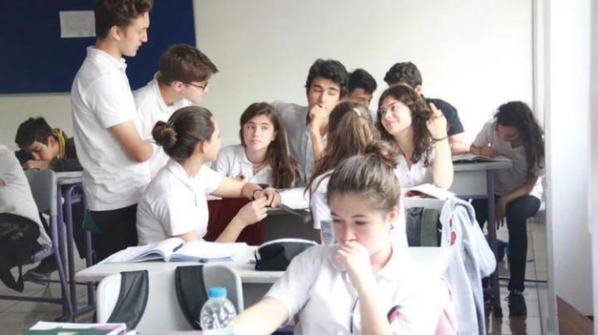 Lise öğrencileri için güzel mesajlar! Okulun ilk gününde lise öğrencilerine nasıl başarılar dilenir?