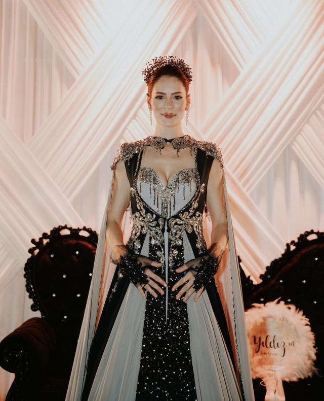 Yıldız Çağrı Atiksoy kimdir? Yıldız Çağrı Atiksoy kaç yaşında, nereli? Yıldız Çağrı Atiksoy biyografisi! Yıldız Çağrı Atiksoy kimdir? Yıldız Çağrı Atiksoy kaç yaşında, nereli? Yıldız Çağrı Atiksoy biyografisi!