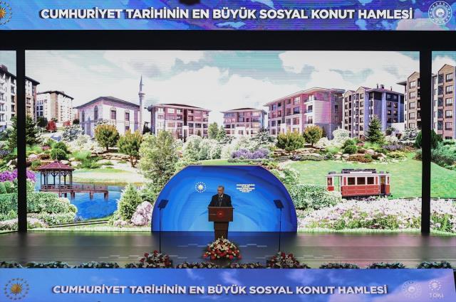 Cumhuriyet tarihinin en büyük sosyal konut projesinde aslan payı emekliler ve gençlere ayrıldı