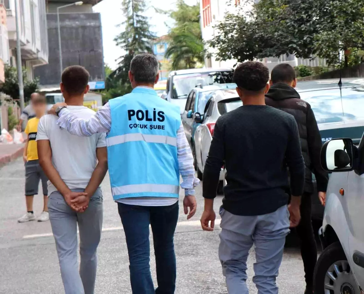 Polis, okul çevrelerinde kuş uçurtmuyor