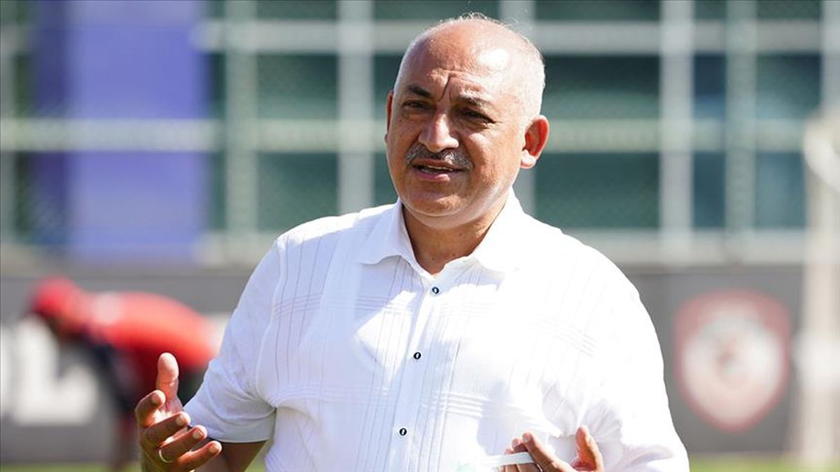 TFF Başkanı Büyükekşi yabancı sınırı tartışmalarına noktayı koydu: Kural 8 artı 3 şeklinde devam edecek