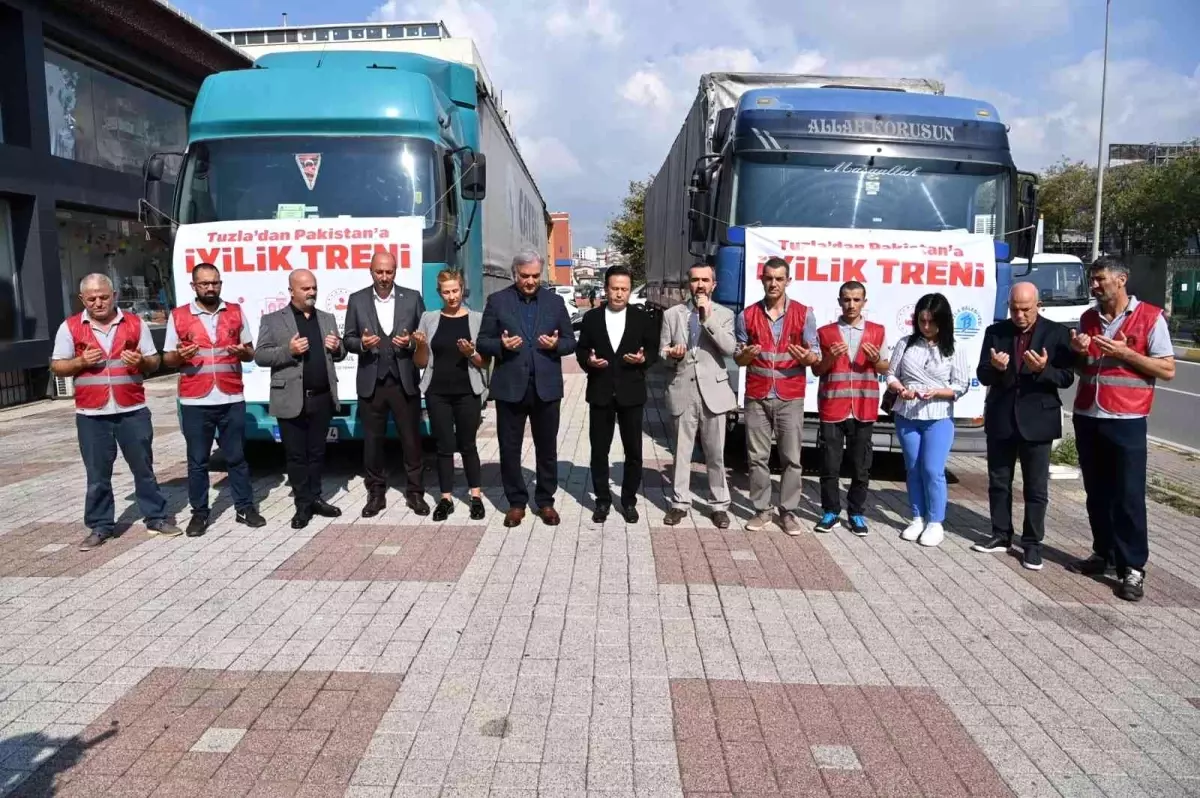 Tuzla'dan yardım tırları Pakistan için yola çıktı